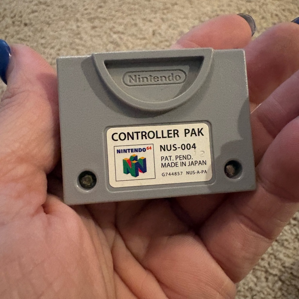 Official Nintendo 64 N64 OEM Video Game Memory Card Controller Pak